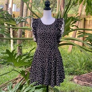 Polka dot black & white flutter sleeve short dress
